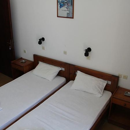 Hotel Stavris Khora Sfakion Bagian luar foto