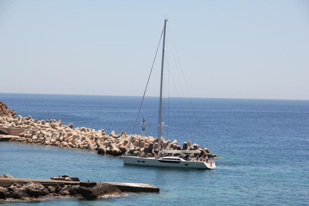 Hotel Stavris Khora Sfakion Bagian luar foto