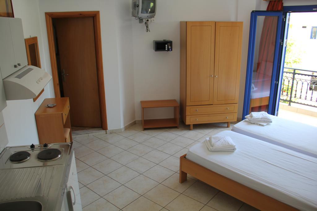 Hotel Stavris Khora Sfakion Bagian luar foto