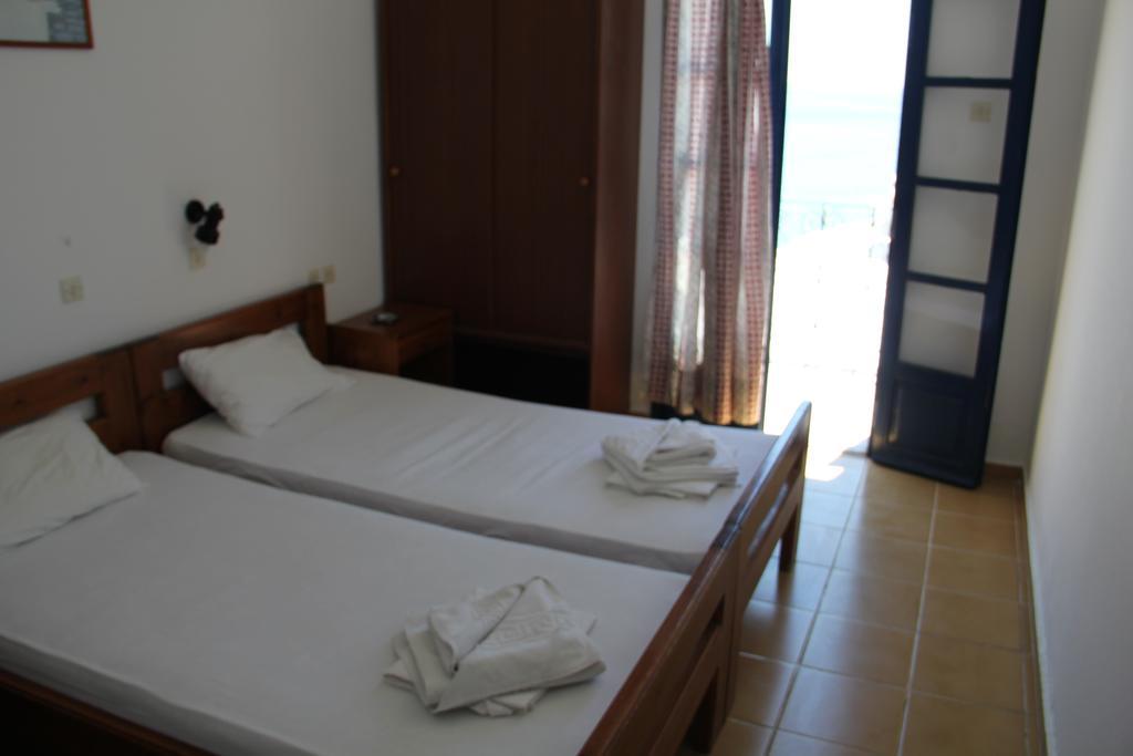 Hotel Stavris Khora Sfakion Bagian luar foto