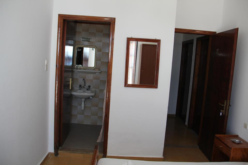 Hotel Stavris Khora Sfakion Bagian luar foto