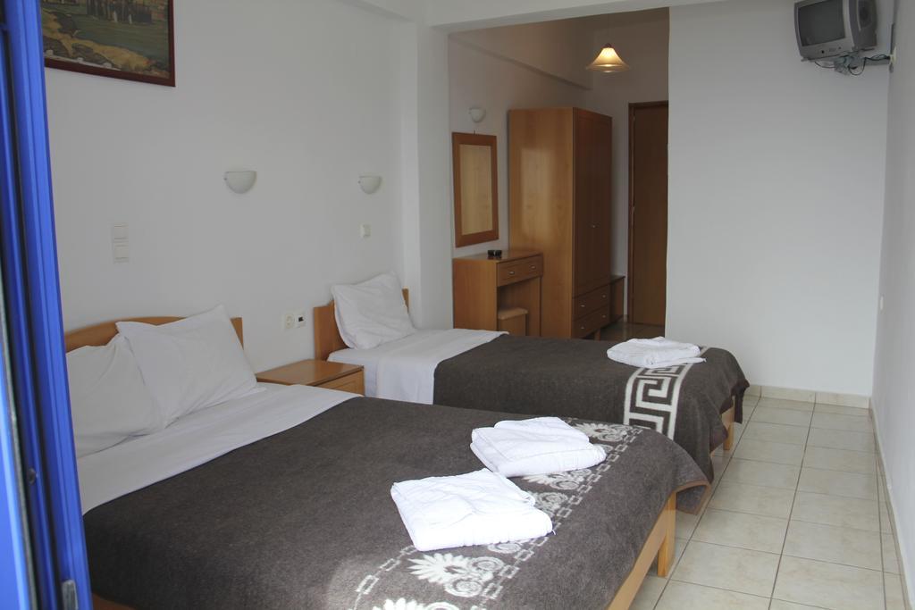 Hotel Stavris Khora Sfakion Bagian luar foto