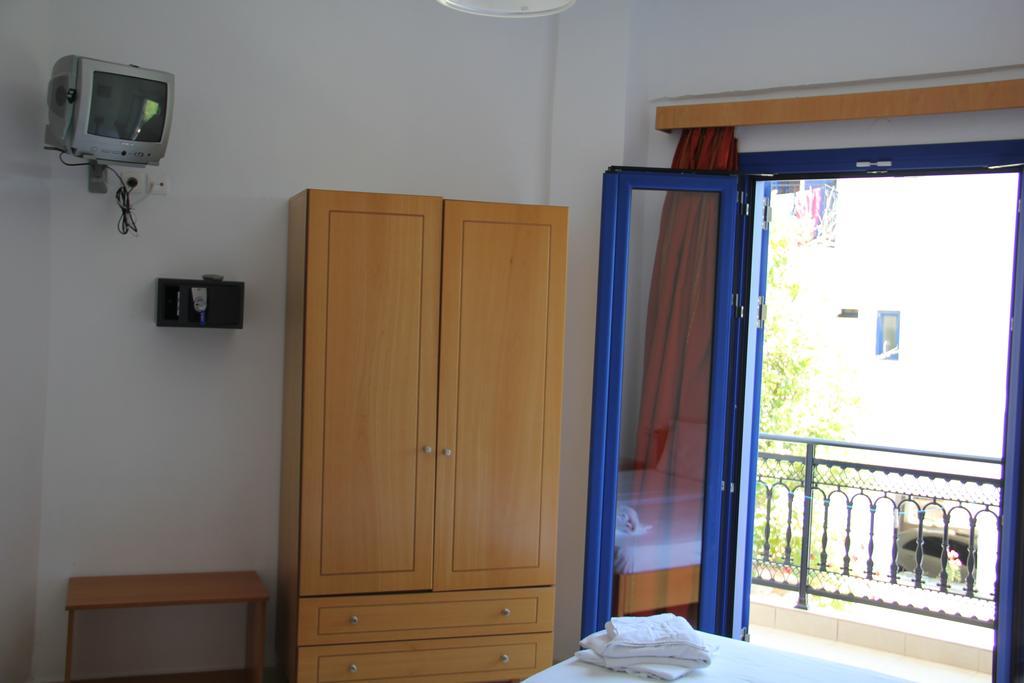 Hotel Stavris Khora Sfakion Bagian luar foto