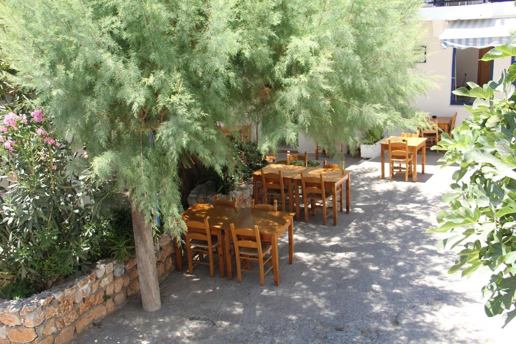 Hotel Stavris Khora Sfakion Bagian luar foto