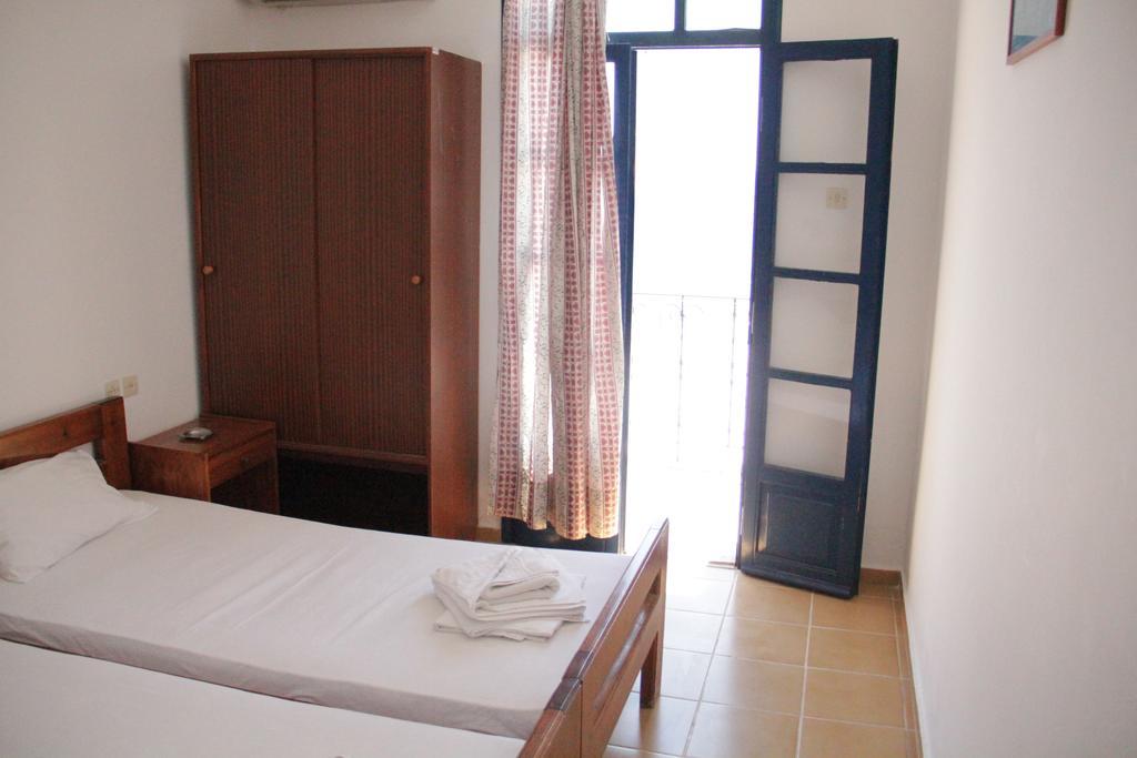 Hotel Stavris Khora Sfakion Bagian luar foto
